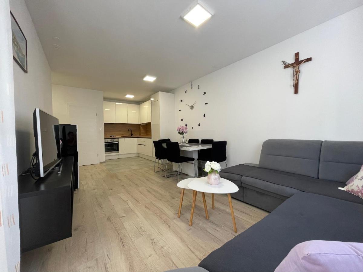 The Big Terrace Apartment Makarska Exterior foto